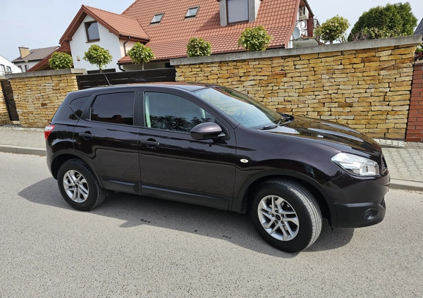 Nissan Qashqai cena 35400 przebieg: 144000, rok produkcji 2012 z Stronie Śląskie małe 631